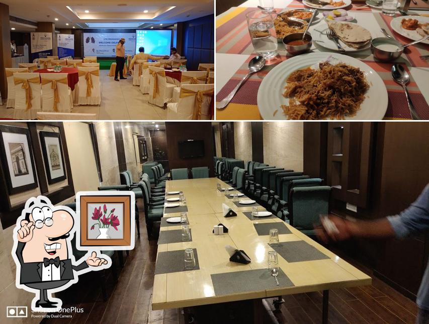 DR Utham Lounge is distinguished by interior and food
