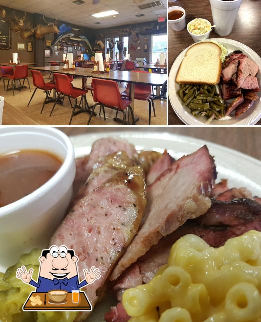 Among different things one can find food and interior at Mikeska's Bar-B-Q