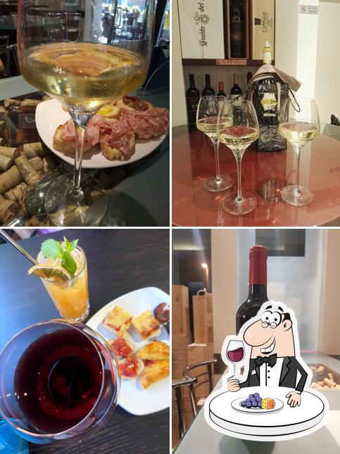 È gradevole godersi un bicchiere di vino a Enoteca & Wine Bar “da 8tto”