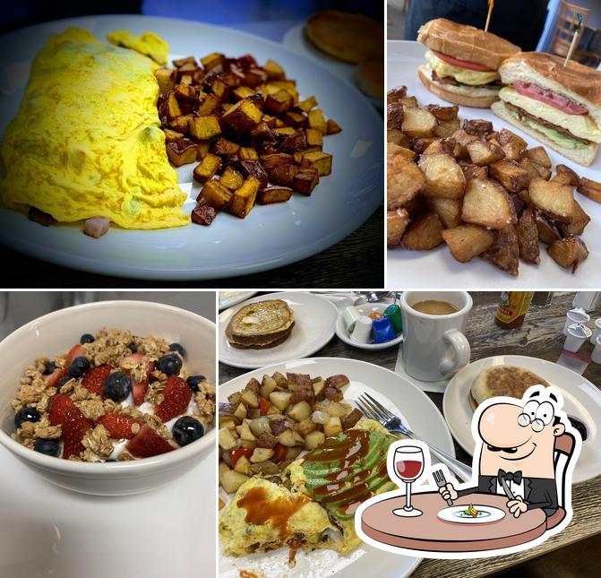 Manny’s Biscuits & Gravy Cafe in West Chicago Restaurant menu and reviews