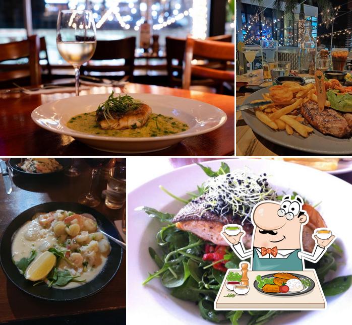 Newmarket Hotel, 135 Enoggera Rd in Newmarket Restaurant menu and reviews