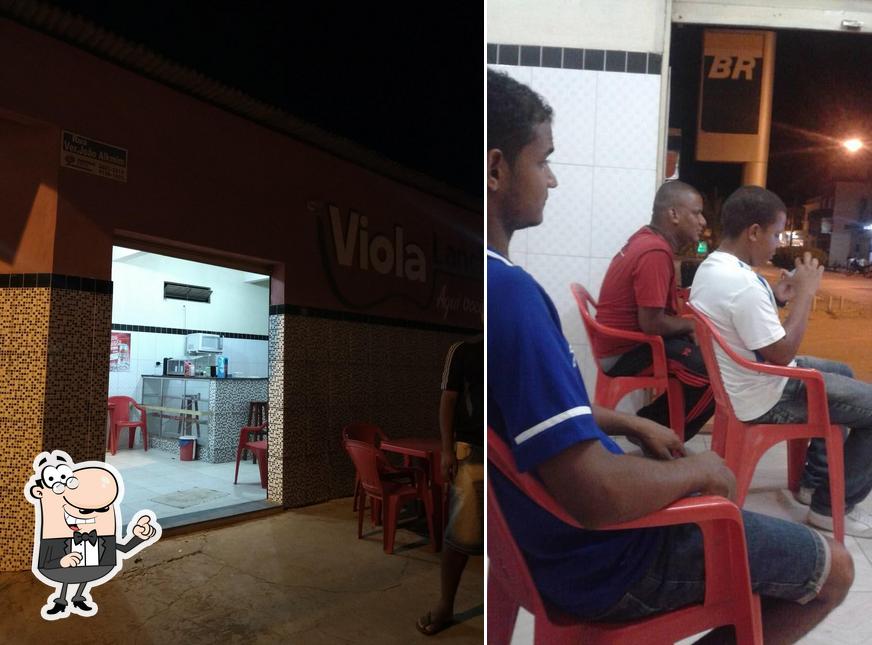 O interior do Viola Lanches