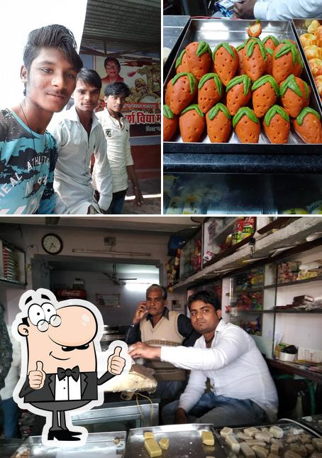 Ma Ambhe Alphahar sweet n kachori center image