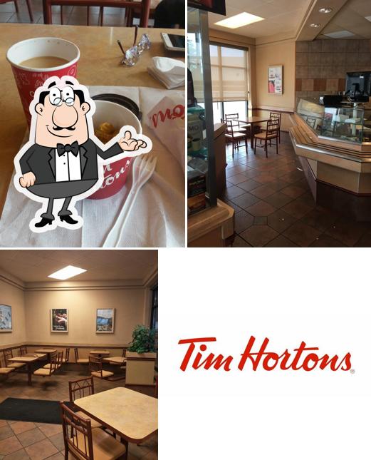 L'intérieur de Tim Hortons