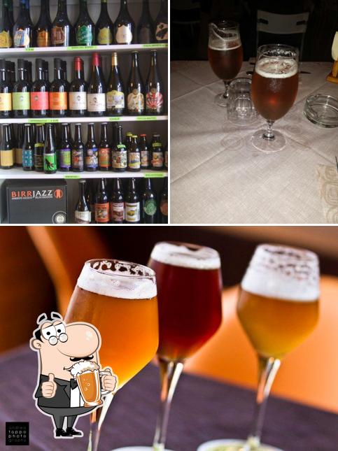 Vous pouvez prendre un verre de bière blonde ou brune