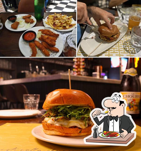 Cibo al HappyHours Fuorigrotta