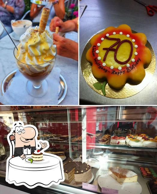 Cafehaus Flemming Konditorei sert un nombre de plats sucrés