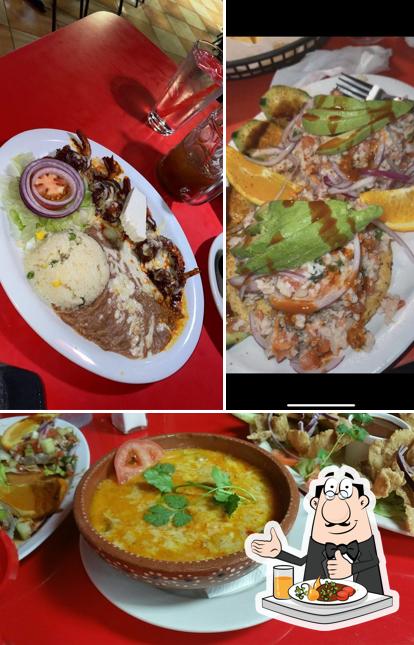 Mariscos Uruapan in Bakersfield - Restaurant menu and reviews
