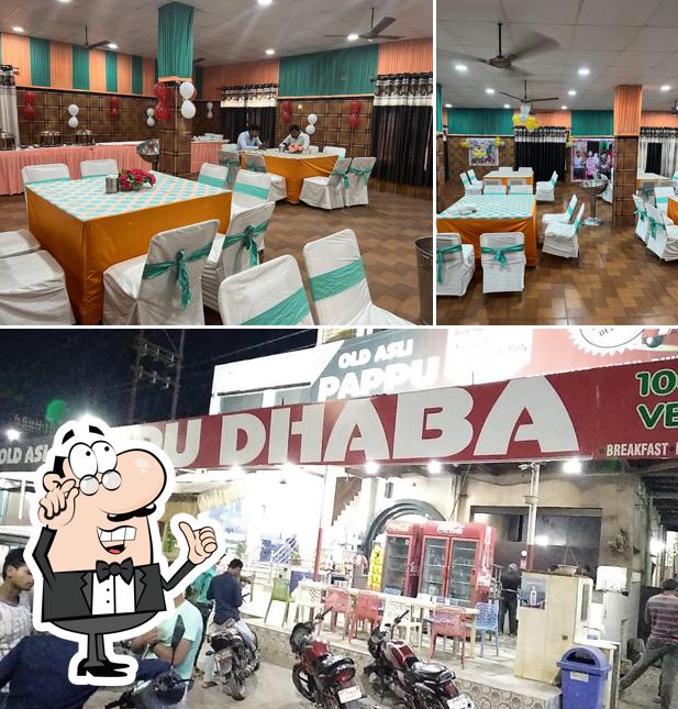 The interior of Old asli pappu dhaba