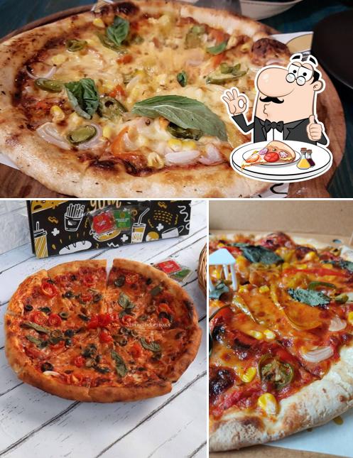 Get pizza at Napovo PizzBurg