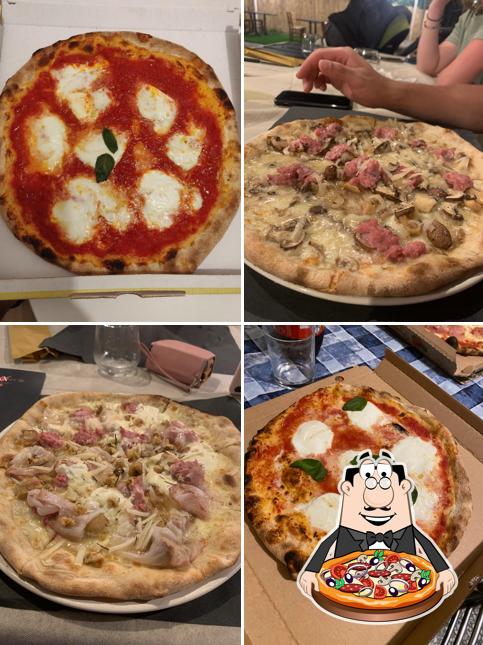 Ordina una pizza a La Pixxeria - Pizzeria Marina di Carrara