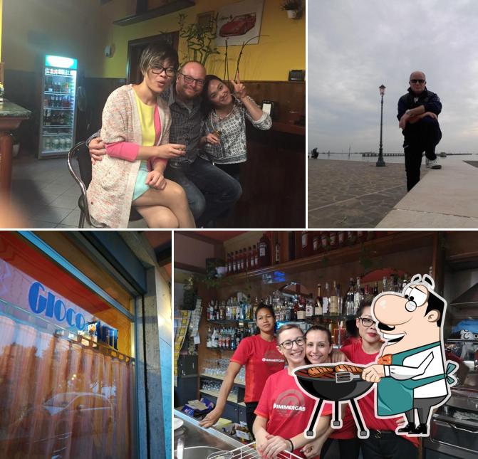 Guarda la foto di Bar Sport