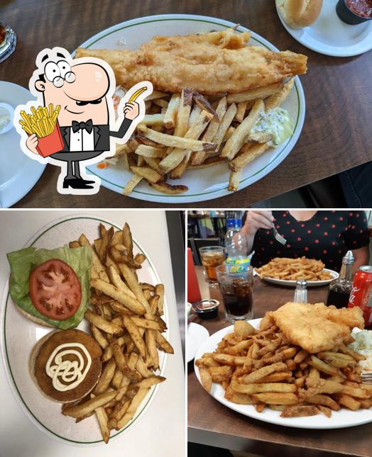 Mr. Chips Fish Place in Napanee Restaurant menu and reviews