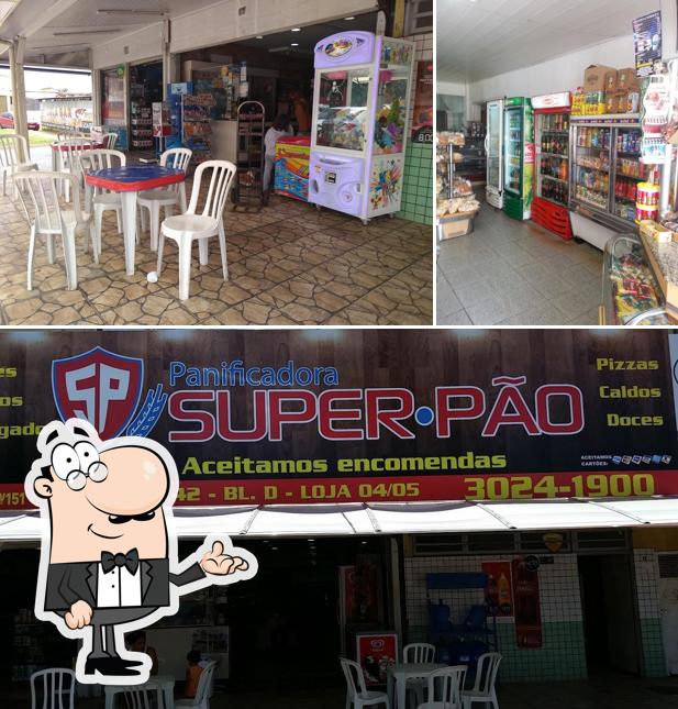 O interior do Panificadora Super Pão