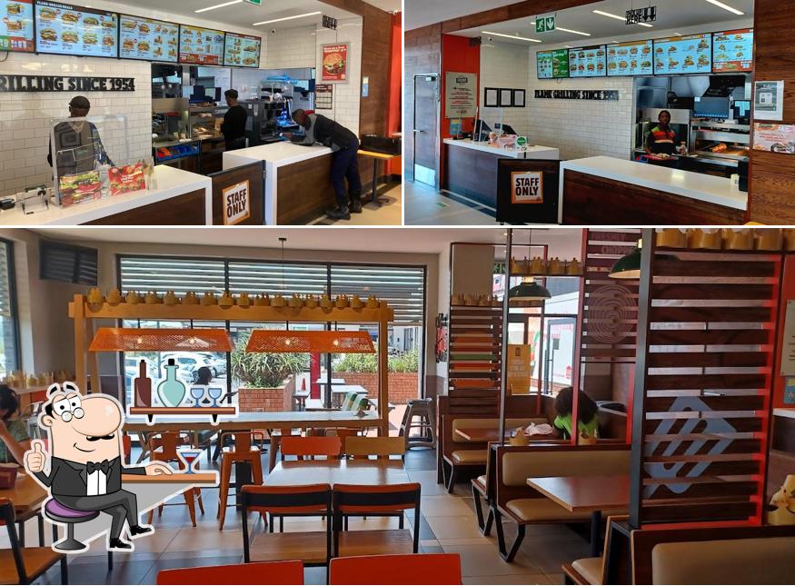 L'intérieur de Burger King Wilgeheuwel Centre (Drive-Thru)