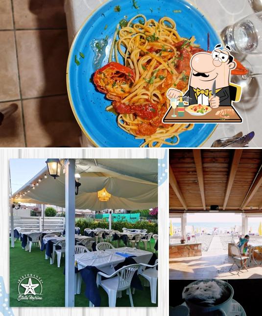 La cibo e tavolo da pranzo del ristorante