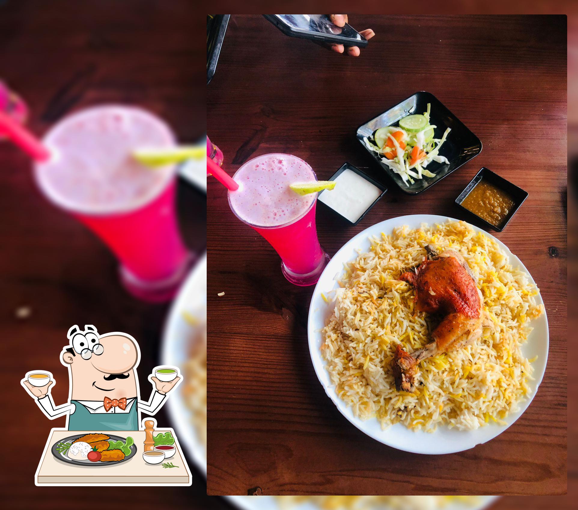 Al amar food court