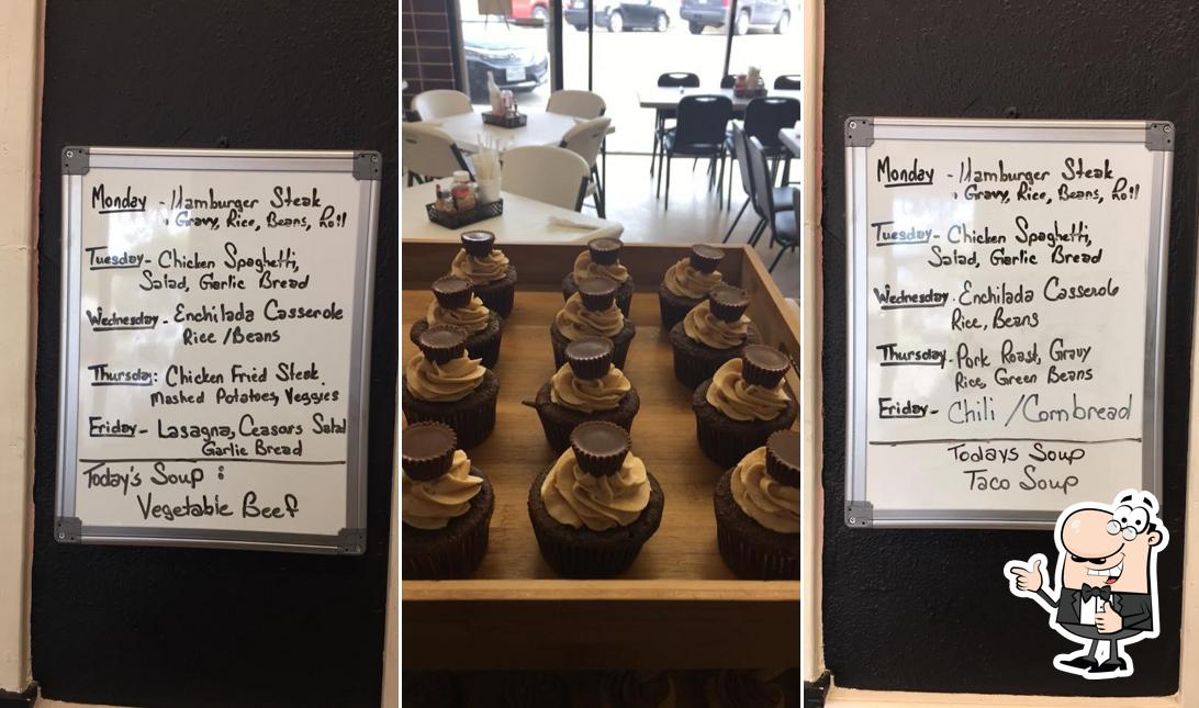 Hard Hat Cafe LLC in Point Comfort Restaurant menu and reviews