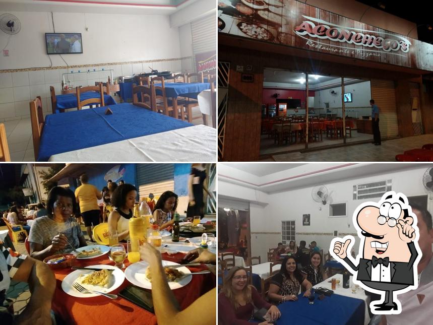 Veja imagens do interior do Pizzaria Aconchegos