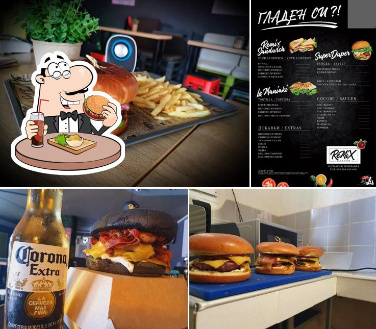 Bestellt einen Burger bei Remix Bar & Food