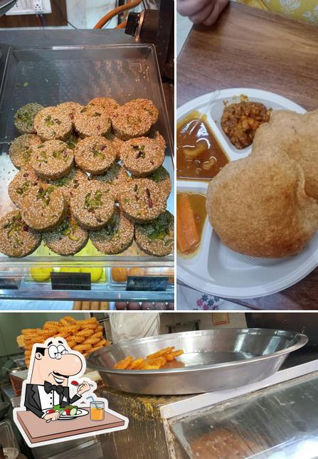 Food at Mahalaxmi Mishthan Bhandar