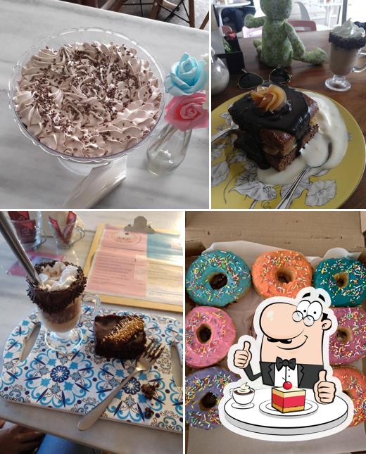 Cami Cake Café