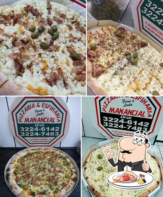 Experimente pizza no Pizzaria e Esfiharia Manancial Delivery