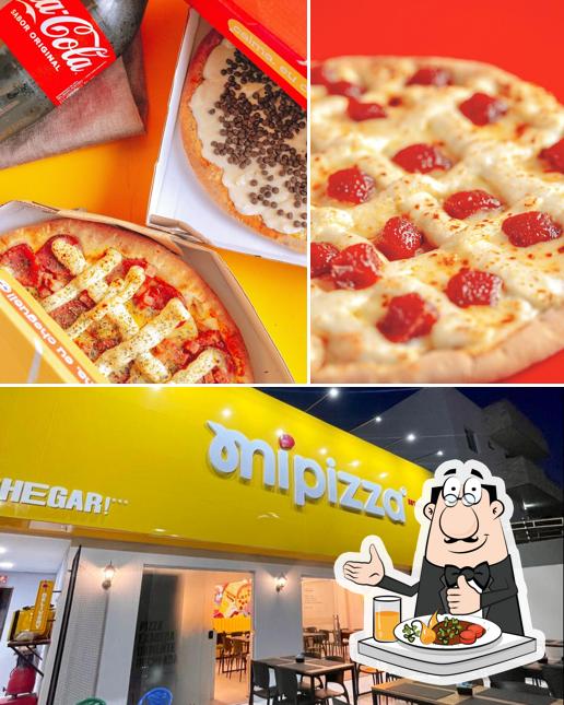 Еда и внутреннее оформление в MiPizza