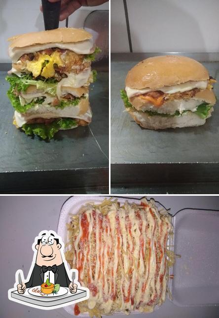 Comida em Títi Burger