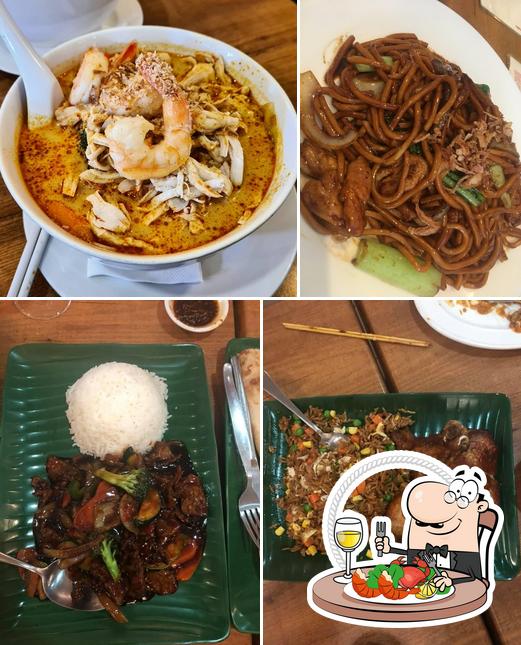 Try out seafood at Malaysia Small Chilli Vegan Restaurant