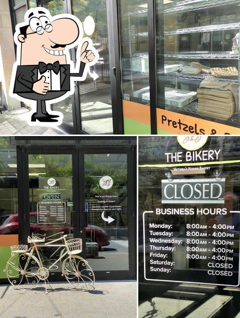 Regarder cette image de My Way Bikery, Victoria's Jewish Bakery