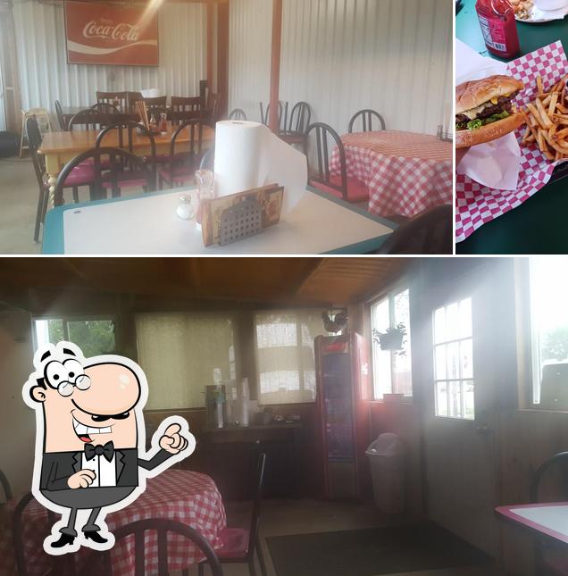 B.B.Q & Cafe in Boswell Restaurant menu and reviews