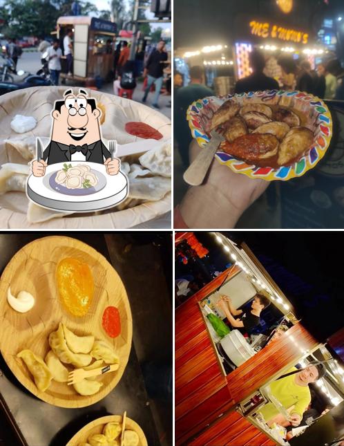 Me & Momo's Restaurant