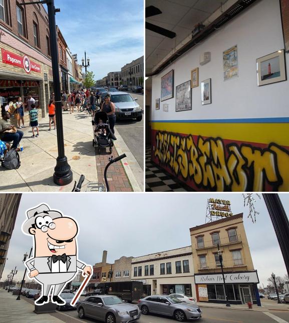 Trolley Dogs in Kenosha Restaurant menu and reviews