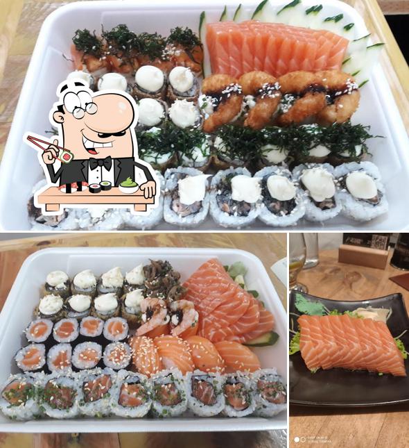 Peça diferentes opções de sushi