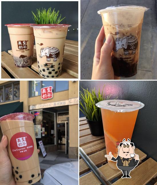 Cha Express serves a selection of beverages