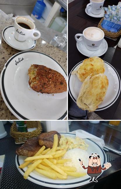 Comida em Padaria Júlia