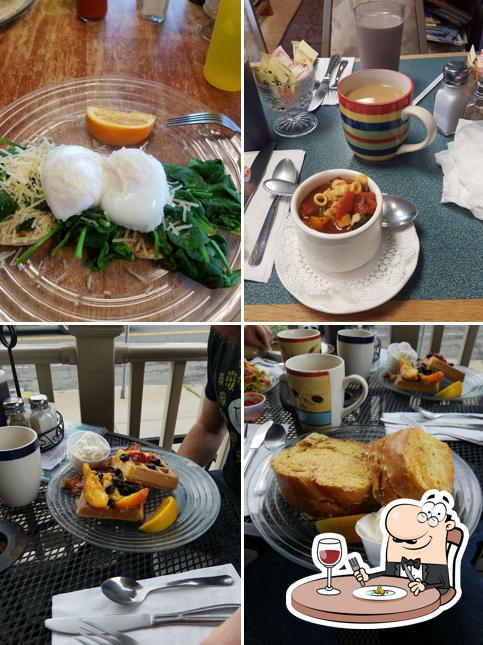 Canal Walk Cafe in Baldwinsville Restaurant menu and reviews