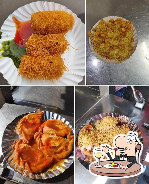 Meals at Rajubhai Na Ghughra