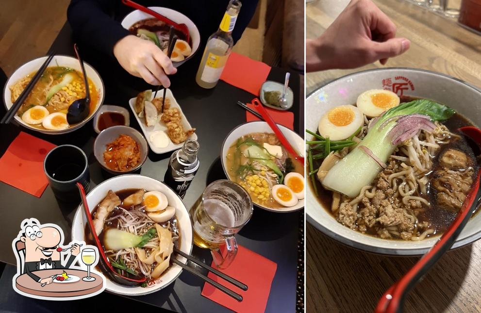 Essen im Takumi Ramen Station Schanze