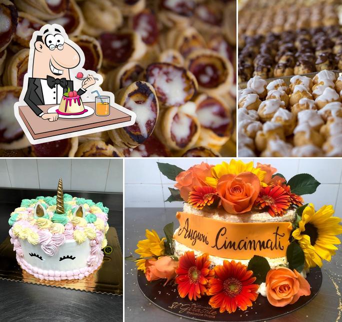 Pasticceria Il Girasole serve un'ampia selezione di dessert