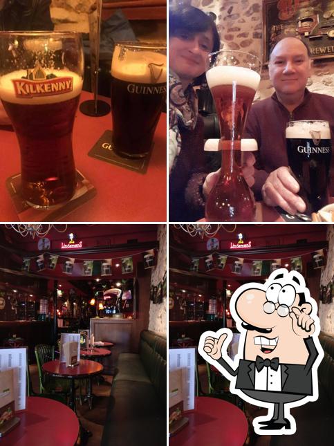 Parmi les diverses choses de la intérieur et la boire, une personne peut trouver sur Irish Pub Autun