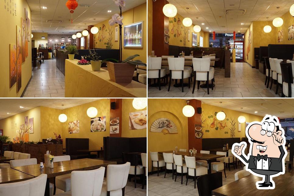 HK Noodles in Enfield Restaurant menu and reviews