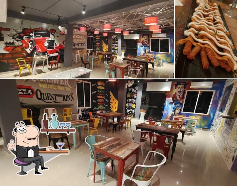 The picture of interior and food at Helly & Chilly cafe