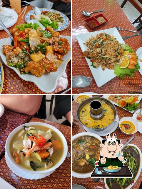 Platos en Thai E-San Restaurante Tailandês