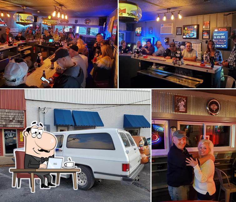 Nix Horseshoe Bar in Warsaw Restaurant reviews