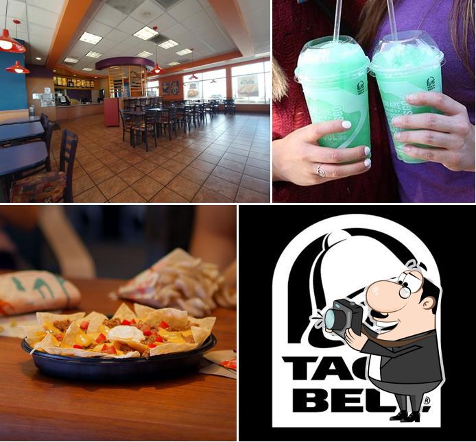 Взгляните на снимок фастфуда "Taco Bell"