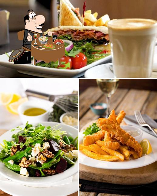 The Coffee Club Café Mt Ommaney, 43a/Mt Ommaney Centre, 43A/171