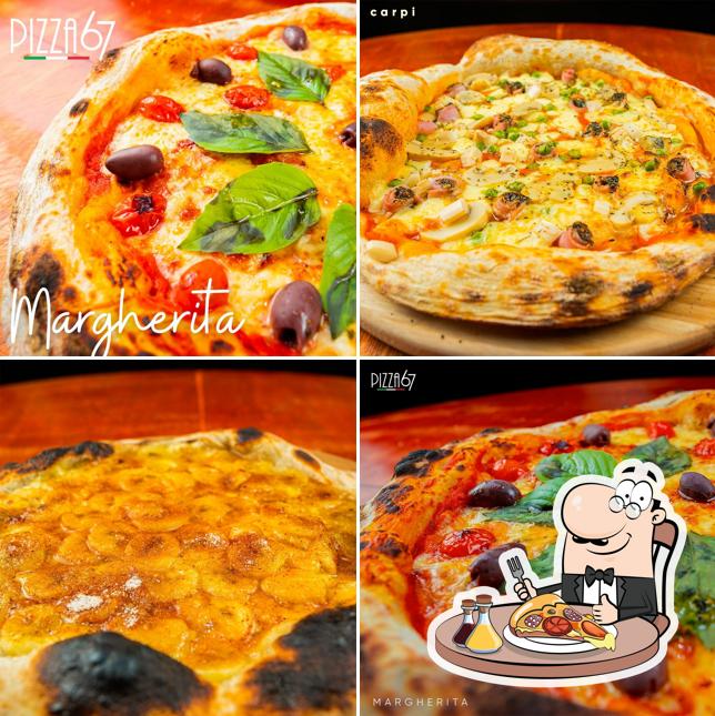 Peça diferentes variedades de pizza