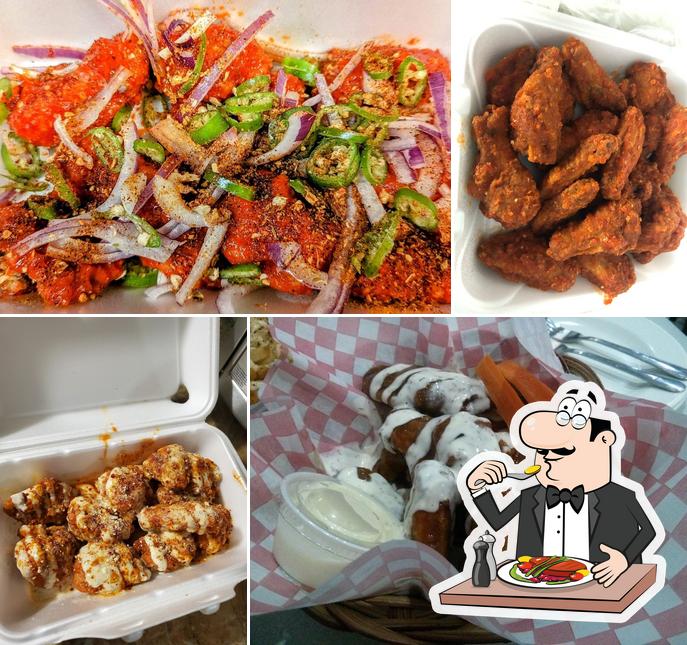 Find the best place to eat in Midland, Ontario, summer 2024